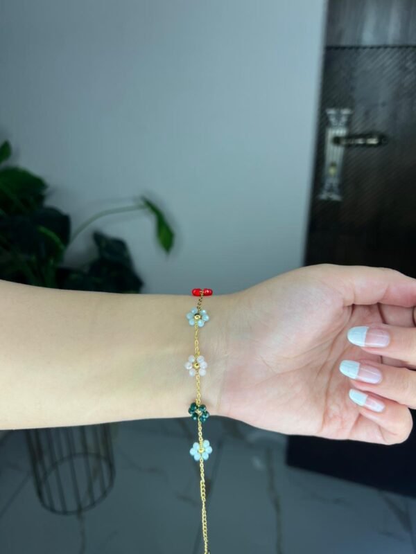 Flower bracelet